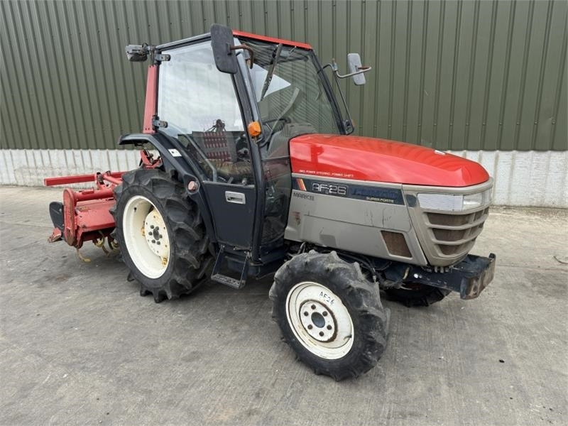 Yanmar AF-26 Mark III Tractor **Video Below** - جرار: صورة 3 Yanmar AF-26 Mark III Tractor **Video Below** - جرار: صورة 3