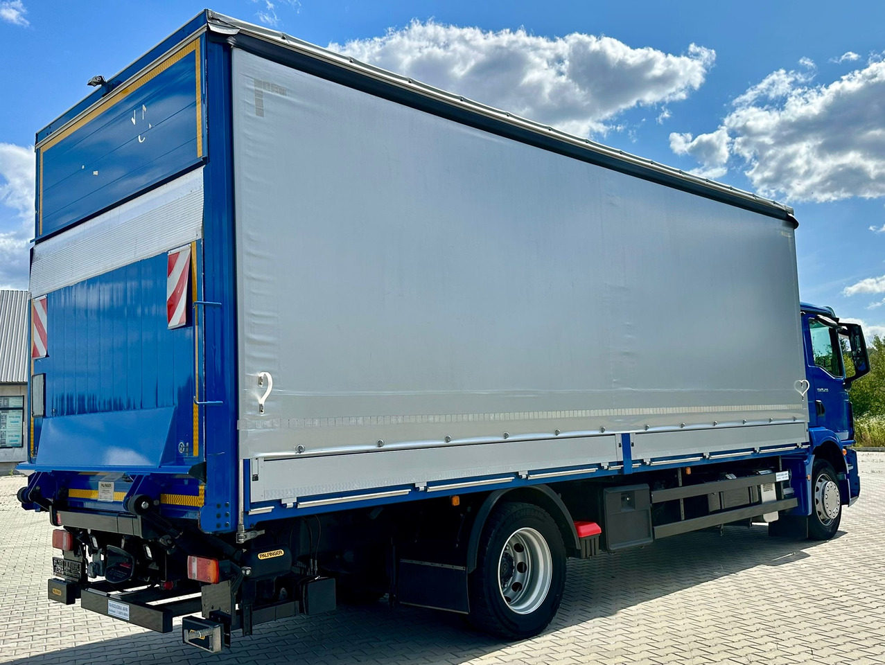 MAN TGM 15.290 / FIRANKA / WINDA / AUTOMAT / 2021 ROK / 18 EUROPALET / 15 T DMC - شاحنة ذات ستائر جانبية: صورة 4 MAN TGM 15.290 / FIRANKA / WINDA / AUTOMAT / 2021 ROK / 18 EUROPALET / 15 T DMC - شاحنة ذات ستائر جانبية: صورة 4