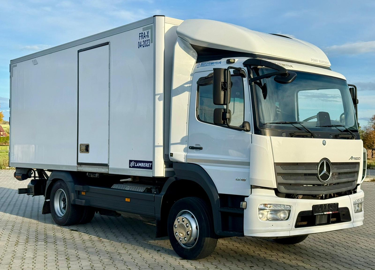 MERCEDES-BENZ ATEGO 1218 / CHŁODNIA / IZOTERMA / WINDA / 5.10 M DŁUGOŚCI / LAMBERET / AUTOMAT / 2017 ROK / 410 TYŚ KM - شاحنة ذات مبرد: صورة 1 MERCEDES-BENZ ATEGO 1218 / CHŁODNIA / IZOTERMA / WINDA / 5.10 M DŁUGOŚCI / LAMBERET / AUTOMAT / 2017 ROK / 410 TYŚ KM - شاحنة ذات مبرد: صورة 1