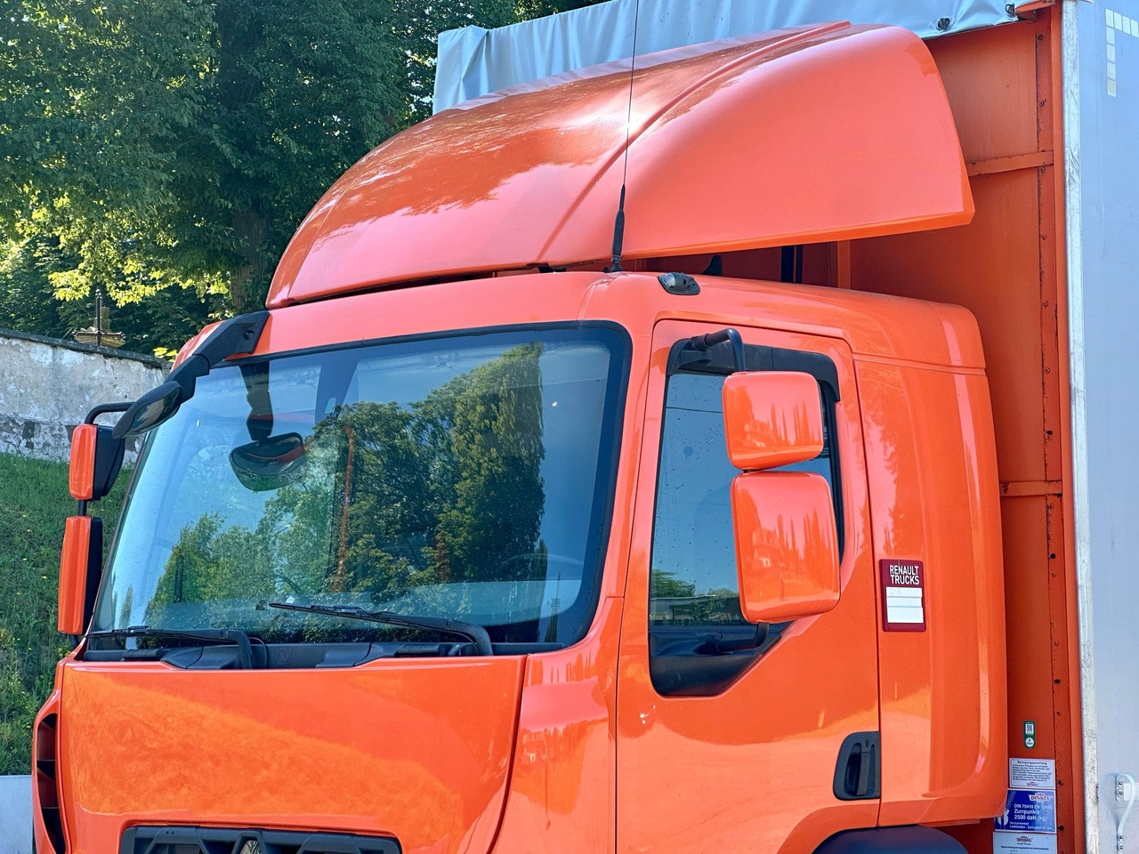 شاحنة ذات ستائر جانبية RENAULT D 18 / 280 / FIRANKA / WINDA / 8.6 M DŁUGOŚCI / 21 EUROPALET / NOWE OPONY / ŁADOWNOŚĆ 9.380 KG / AUTOMAT / SERWISOWANA / SPROWADZONA: صورة 7
