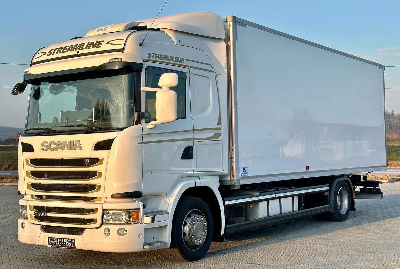SCANIA G360 / IZOTERMA / 6.8 M DŁUGOŚCI / AUTOMAT / CAŁA NA PODUSZKACH / KLIMA POSTOJOWA / ELEKTRYCZNA ROLETA TYŁ / SYPIALKA - شاحنة متساوية الحرارة: صورة 2 SCANIA G360 / IZOTERMA / 6.8 M DŁUGOŚCI / AUTOMAT / CAŁA NA PODUSZKACH / KLIMA POSTOJOWA / ELEKTRYCZNA ROLETA TYŁ / SYPIALKA - شاحنة متساوية الحرارة: صورة 2