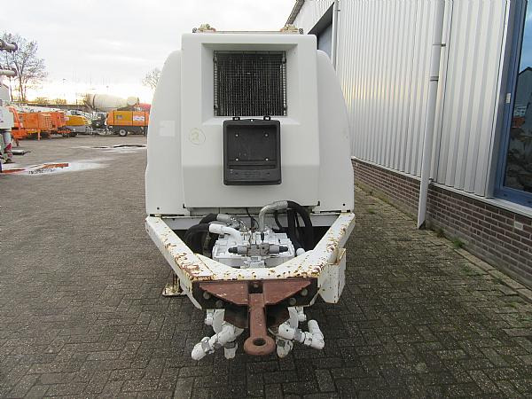2014 SCHWING SP1800 D 129KW trailer pump - مضخة خرسانة ثابتة: صورة 3 2014 SCHWING SP1800 D 129KW trailer pump - مضخة خرسانة ثابتة: صورة 3
