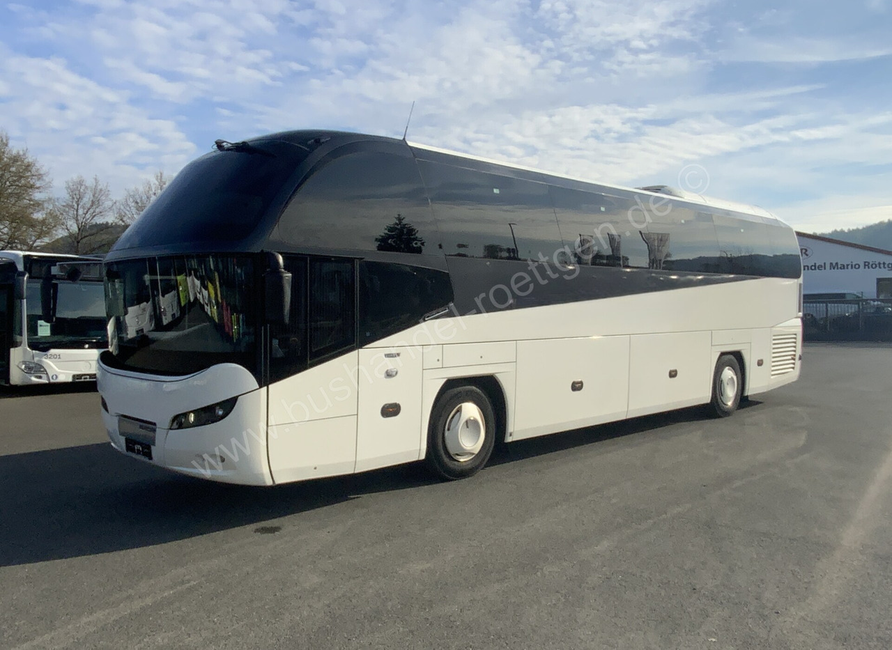 Neoplan Cityliner - حافلة نقل لمسافات طويلة: صورة 2 Neoplan Cityliner - حافلة نقل لمسافات طويلة: صورة 2