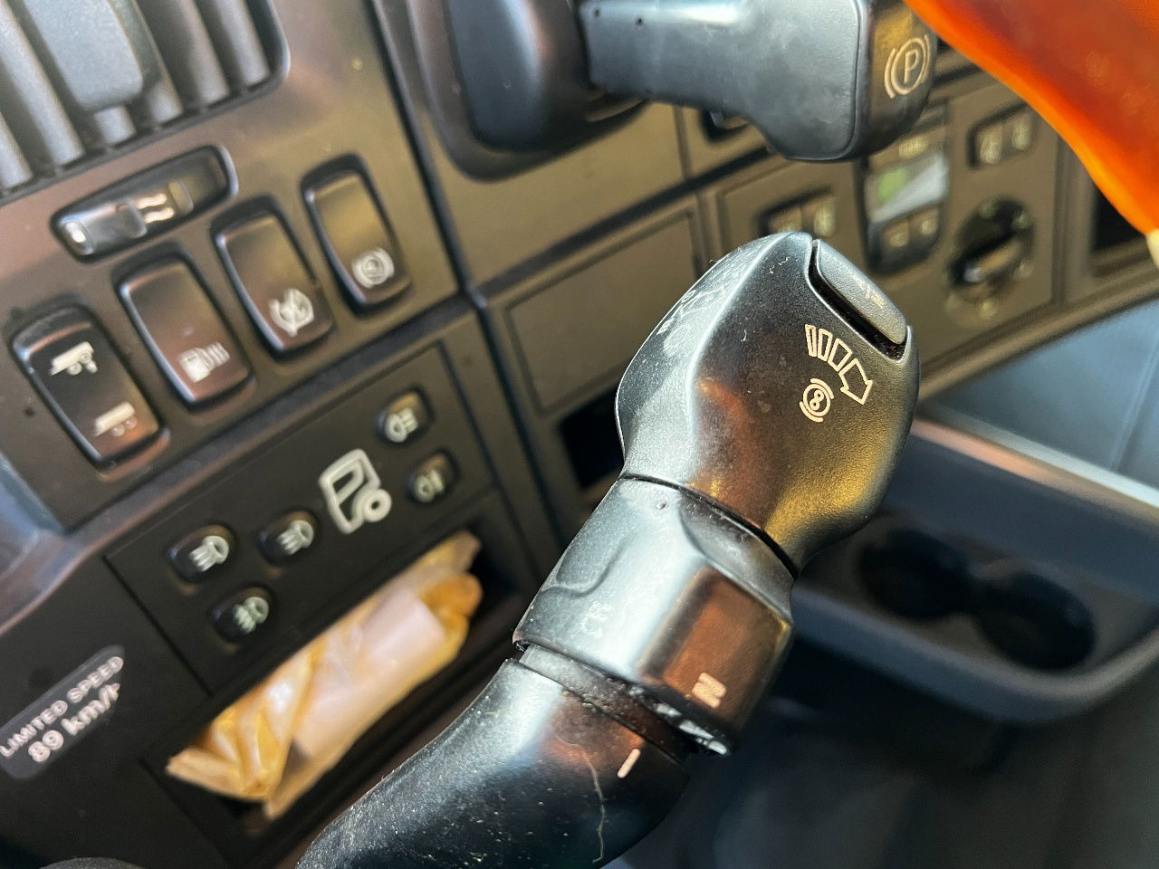 رأس تريلا Scania R580 V8 Highline, Kind of the road: صورة 13 رأس تريلا Scania R580 V8 Highline, Kind of the road: صورة 13