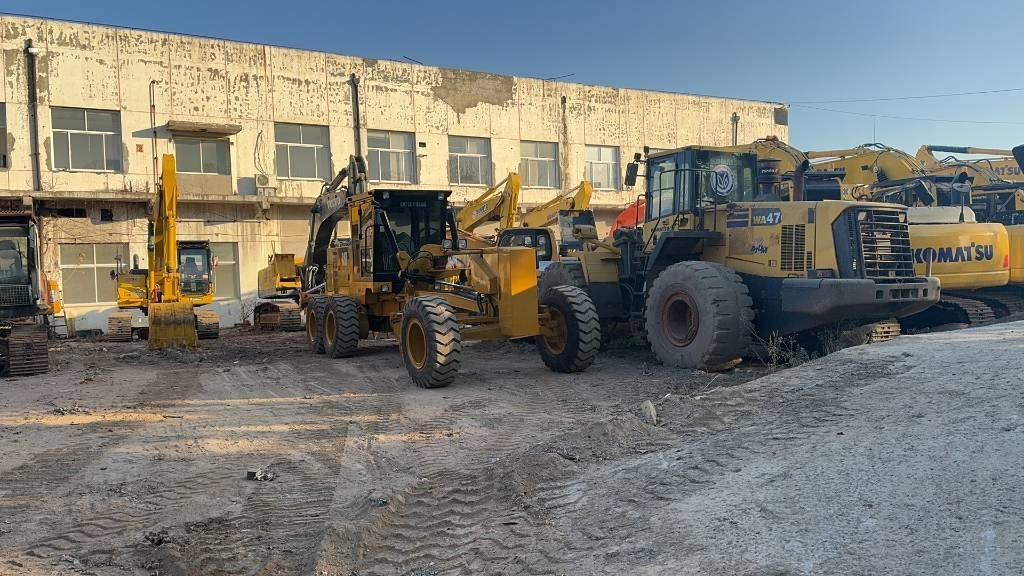 CAT 140 H - ماكينة تسوية: صورة 3 CAT 140 H - ماكينة تسوية: صورة 3