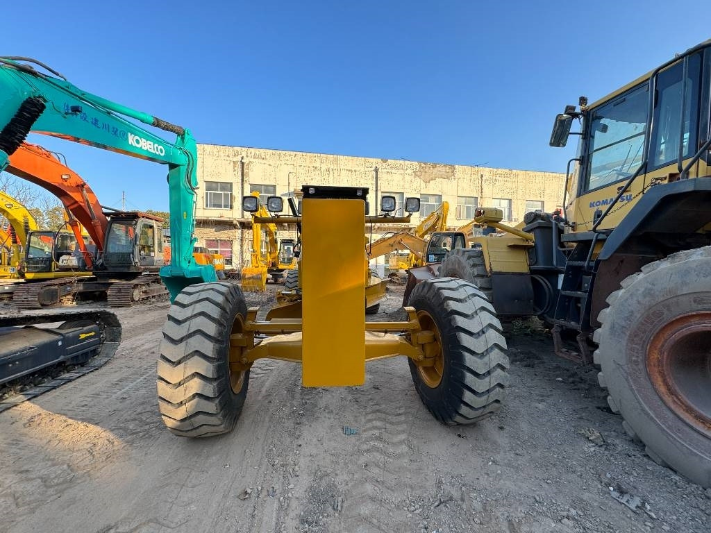 CAT 140 H - ماكينة تسوية: صورة 5 CAT 140 H - ماكينة تسوية: صورة 5