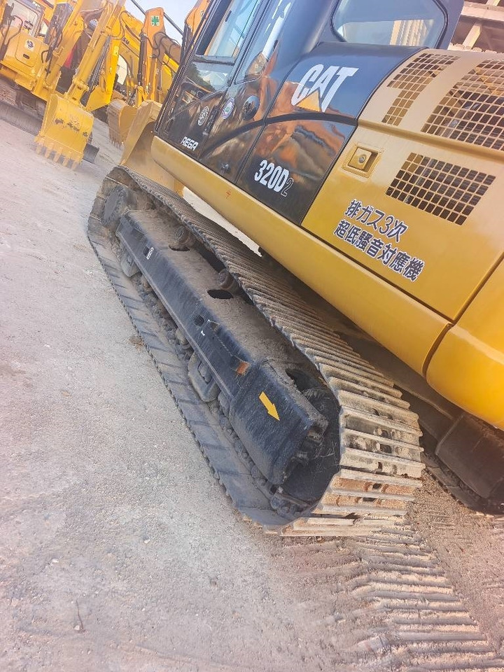 CAT 320 D - حفار زاحف: صورة 4 CAT 320 D - حفار زاحف: صورة 4