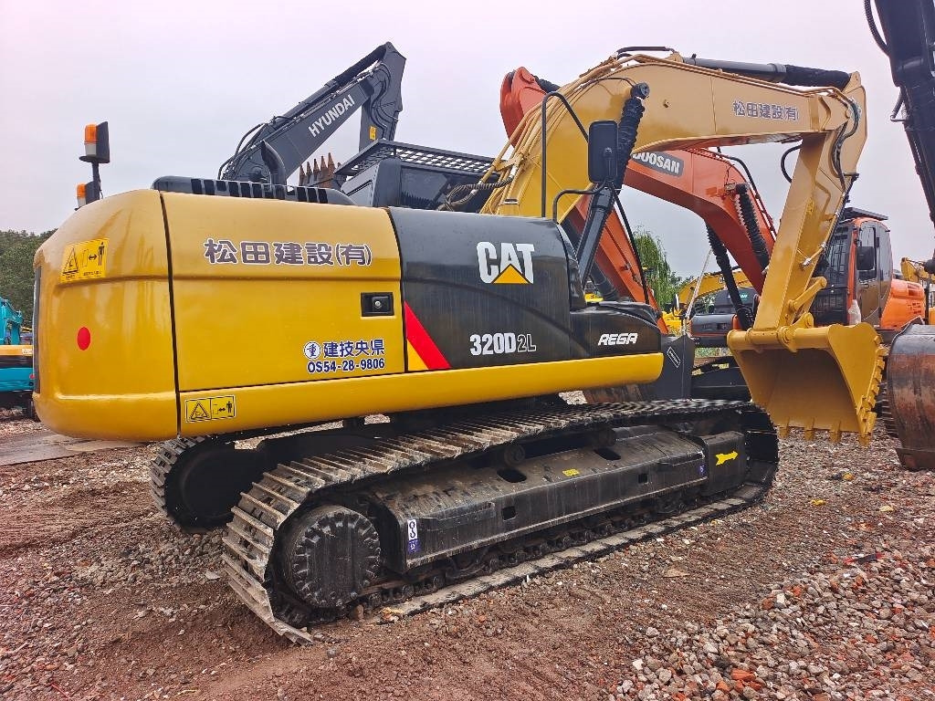 CAT 320 D - حفار زاحف: صورة 2 CAT 320 D - حفار زاحف: صورة 2