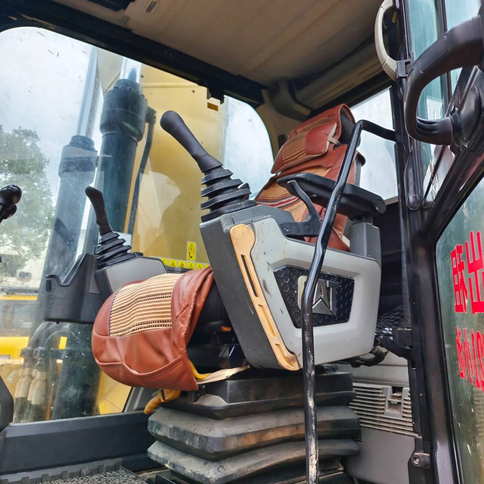 CAT 320GC - حفار زاحف: صورة 5 CAT 320GC - حفار زاحف: صورة 5