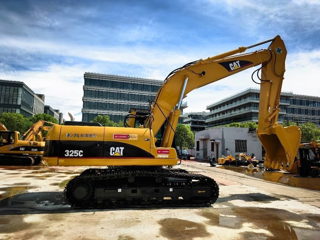 CAT 325 C - حفار زاحف: صورة 3 CAT 325 C - حفار زاحف: صورة 3