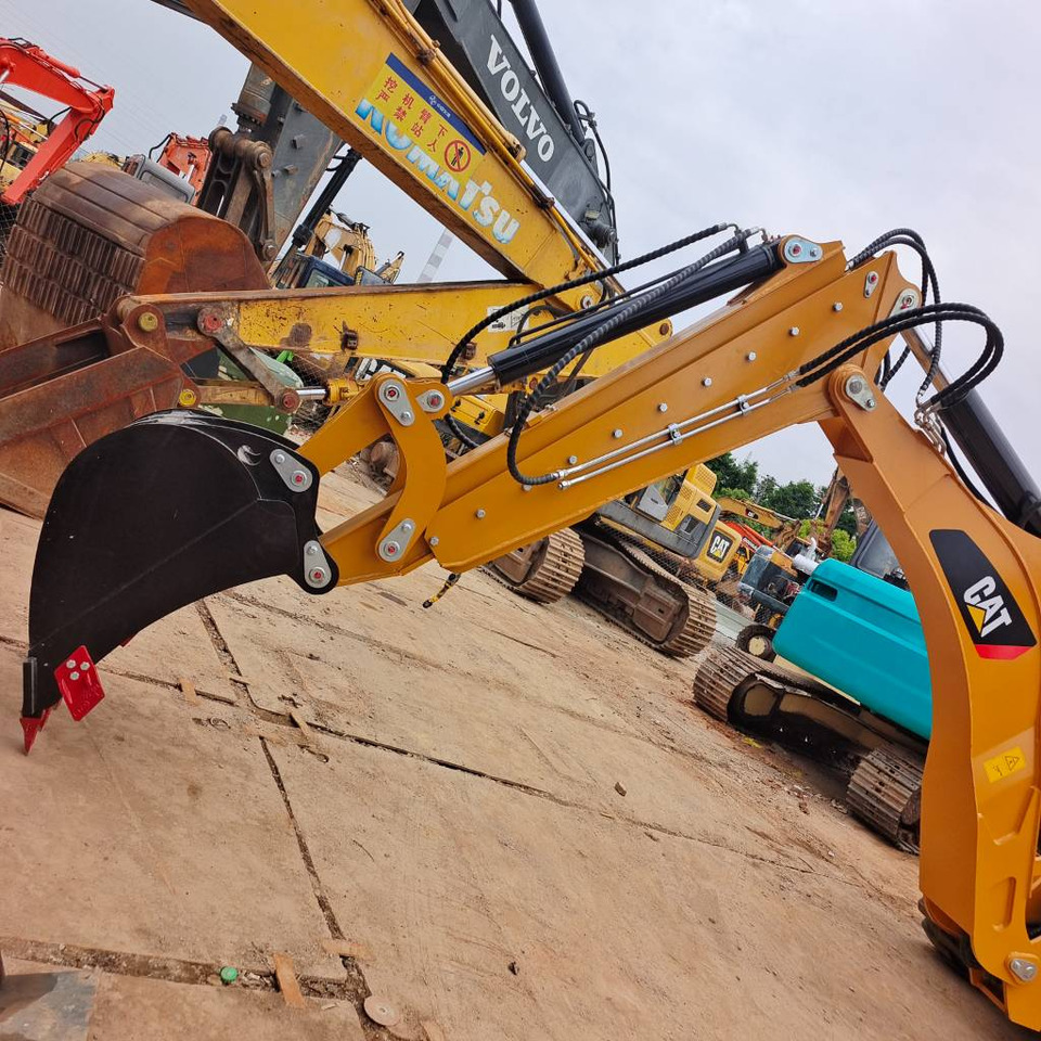 CAT 430 F 100% New - لودر ذو محراث خلفي/ باكهو: صورة 2 CAT 430 F 100% New - لودر ذو محراث خلفي/ باكهو: صورة 2