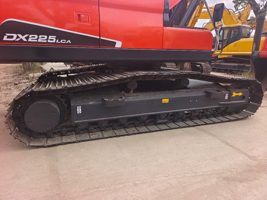 Doosan DX 225 - حفار زاحف: صورة 4 Doosan DX 225 - حفار زاحف: صورة 4