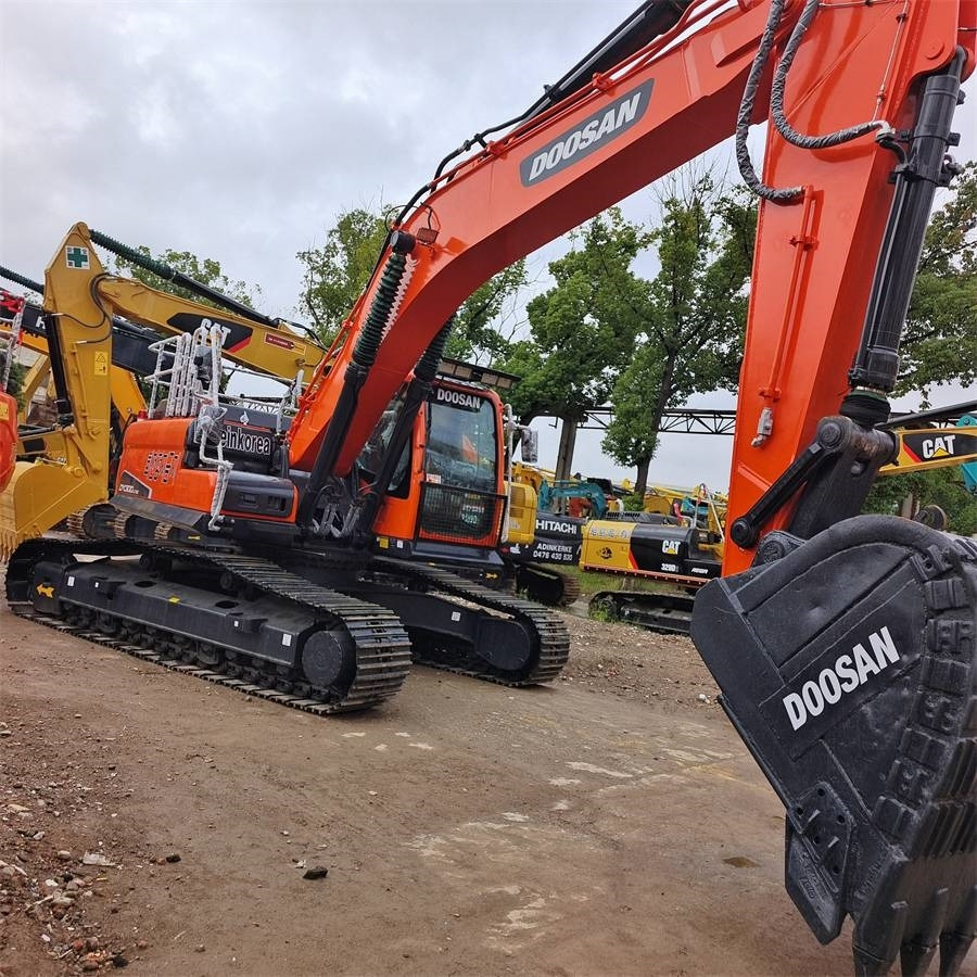 Doosan DX 300 LCA - حفار زاحف: صورة 4 Doosan DX 300 LCA - حفار زاحف: صورة 4