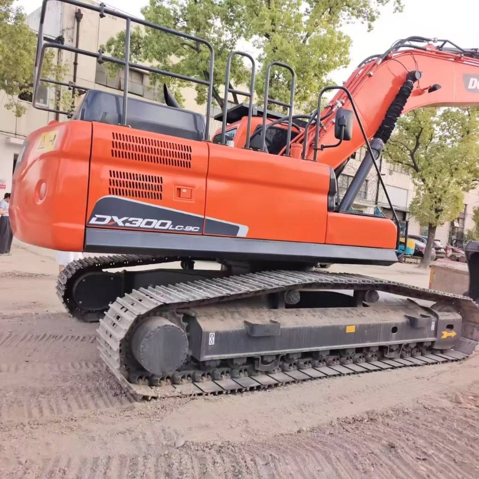 Doosan DX 300 LC - حفار زاحف: صورة 5 Doosan DX 300 LC - حفار زاحف: صورة 5