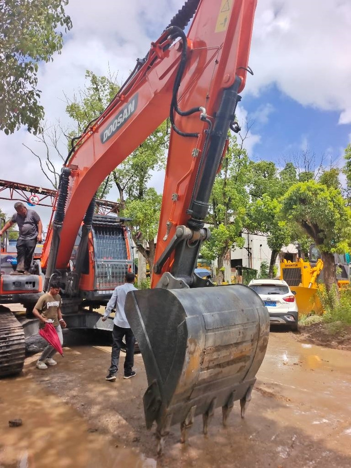 Doosan DX 300LC-9C - حفار زاحف: صورة 2 Doosan DX 300LC-9C - حفار زاحف: صورة 2
