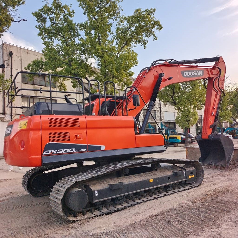 Doosan DX300 - حفار زاحف: صورة 2 Doosan DX300 - حفار زاحف: صورة 2