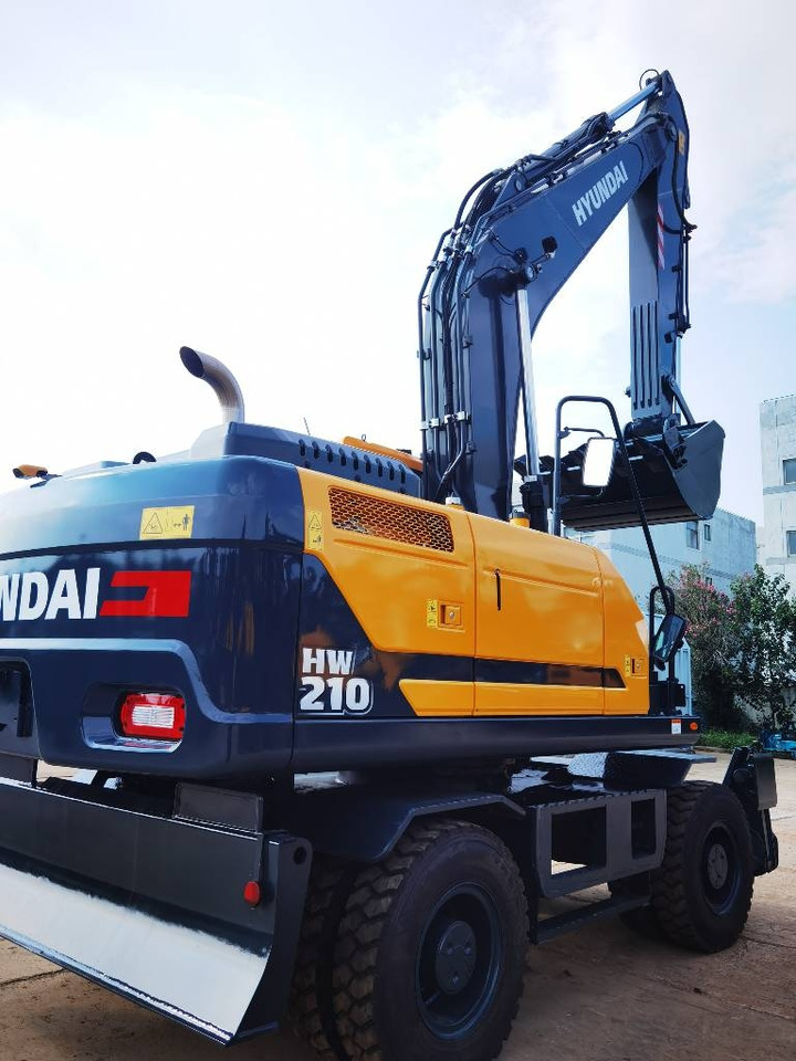 Hyundai 210W-9 - حفار ذو عجلات: صورة 1 Hyundai 210W-9 - حفار ذو عجلات: صورة 1