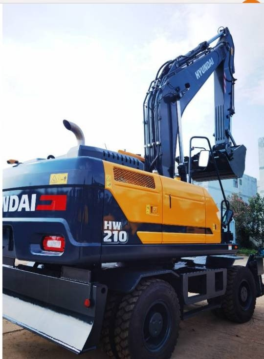 Hyundai 210W-9 - حفار ذو عجلات: صورة 1 Hyundai 210W-9 - حفار ذو عجلات: صورة 1