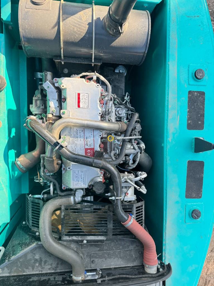 حفار زاحف Kobelco SK 200-8: صورة 10