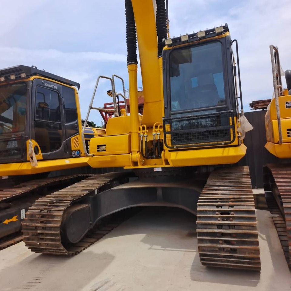 Komatsu PC 220 - حفار زاحف: صورة 3 Komatsu PC 220 - حفار زاحف: صورة 3