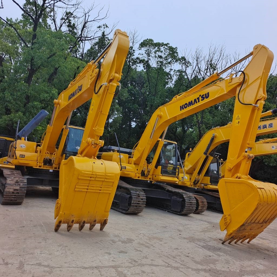 Komatsu PC 300 - حفار زاحف: صورة 2 Komatsu PC 300 - حفار زاحف: صورة 2