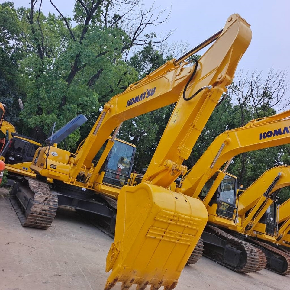 Komatsu PC 300 - حفار زاحف: صورة 3 Komatsu PC 300 - حفار زاحف: صورة 3
