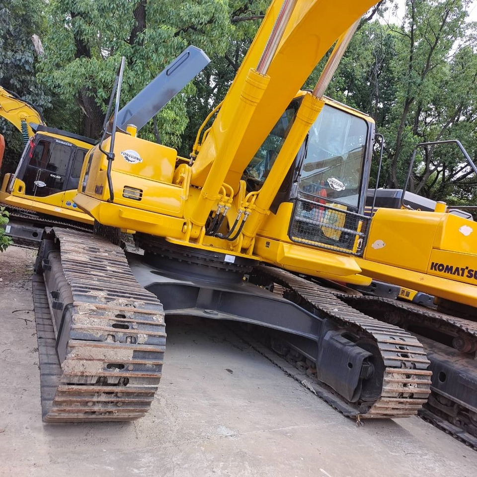 Komatsu PC 300 - حفار زاحف: صورة 4 Komatsu PC 300 - حفار زاحف: صورة 4