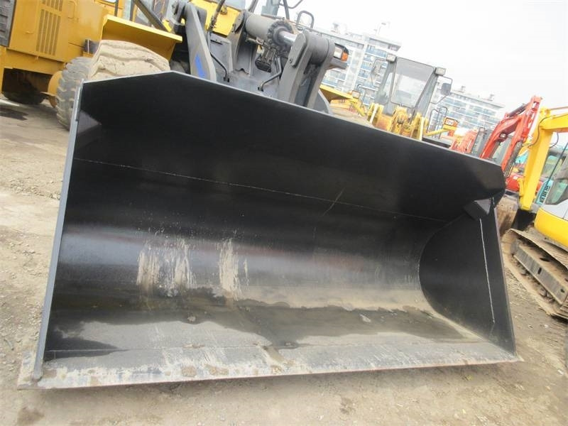 Komatsu WA 380 - اللودر بعجل: صورة 5 Komatsu WA 380 - اللودر بعجل: صورة 5