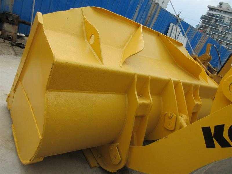 Komatsu WA 380 - اللودر بعجل: صورة 4 Komatsu WA 380 - اللودر بعجل: صورة 4