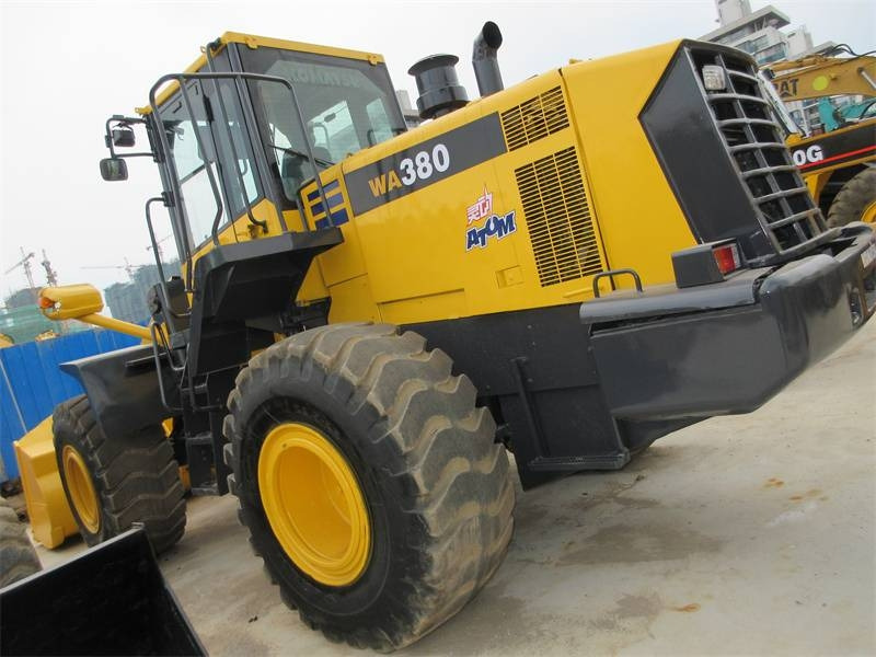 Komatsu WA 380 - اللودر بعجل: صورة 1 Komatsu WA 380 - اللودر بعجل: صورة 1