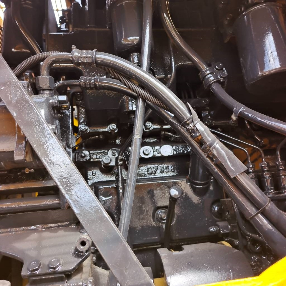 Komatsu WA 470-6 - اللودر بعجل: صورة 3 Komatsu WA 470-6 - اللودر بعجل: صورة 3