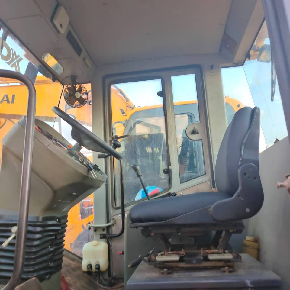 XCMG XS 183 J - ضاغطة التربة: صورة 5 XCMG XS 183 J - ضاغطة التربة: صورة 5