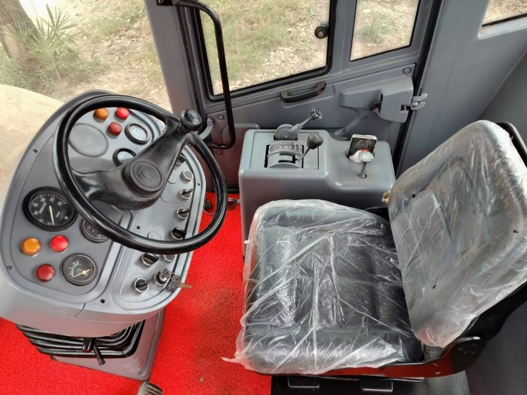 XCMG XS 223 J - ضاغطة التربة: صورة 2 XCMG XS 223 J - ضاغطة التربة: صورة 2