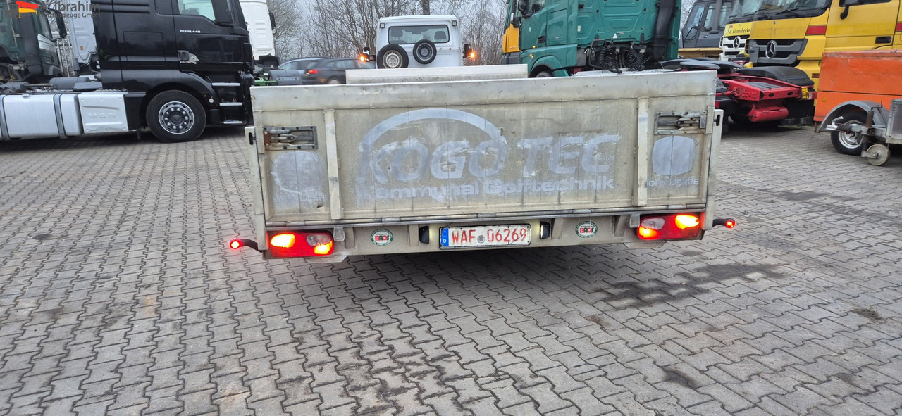 BAOS Plateauanhänger Anhänger Tandem, Baumaschinen und Fahrzeuge - مقطورات مسطحة: صورة 4 BAOS Plateauanhänger Anhänger Tandem, Baumaschinen und Fahrzeuge - مقطورات مسطحة: صورة 4