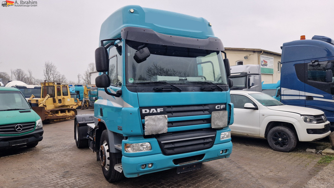 Daf FT CF 2x Nebenantrieb, Kipphydraulik deutsches Fahrzeug, fehlerfrei im Display - رأس تريلا: صورة 2 Daf FT CF 2x Nebenantrieb, Kipphydraulik deutsches Fahrzeug, fehlerfrei im Display - رأس تريلا: صورة 2