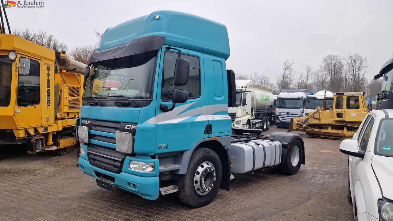Daf FT CF 2x Nebenantrieb, Kipphydraulik deutsches Fahrzeug, fehlerfrei im Display - رأس تريلا: صورة 1 Daf FT CF 2x Nebenantrieb, Kipphydraulik deutsches Fahrzeug, fehlerfrei im Display - رأس تريلا: صورة 1
