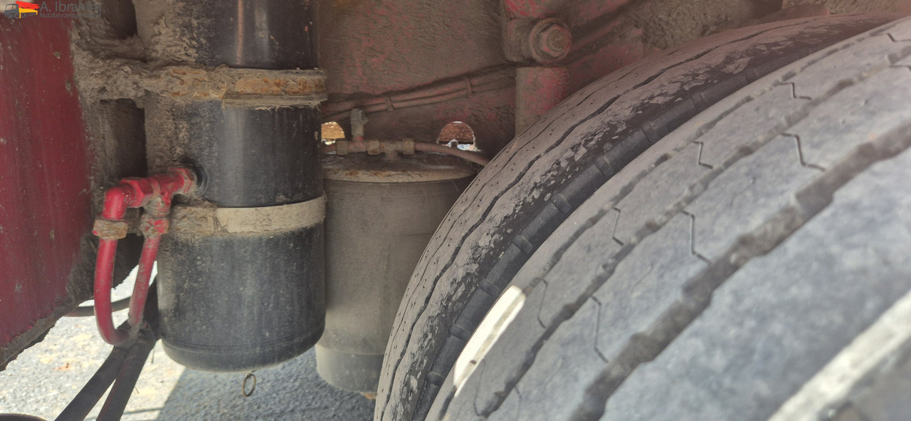 Goldhofer STZ-TBL3-33/80 Tiefbett mit Rampen Lenkung mit FB - نصف مقطورة بلودر منخفض: صورة 2 Goldhofer STZ-TBL3-33/80 Tiefbett mit Rampen Lenkung mit FB - نصف مقطورة بلودر منخفض: صورة 2