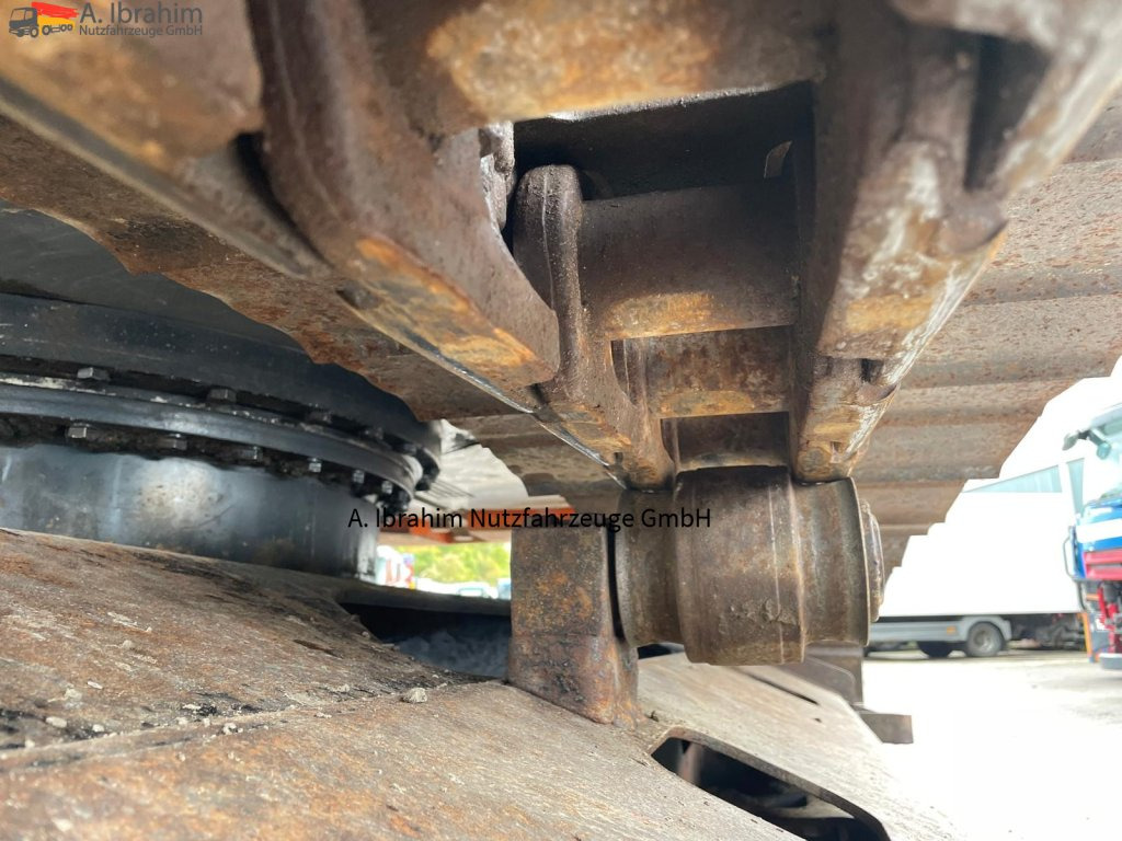 Hitachi ZX 225 USLC-3 | Oil Quick | Schnellwechsler | Klima - حفار زاحف: صورة 5 Hitachi ZX 225 USLC-3 | Oil Quick | Schnellwechsler | Klima - حفار زاحف: صورة 5