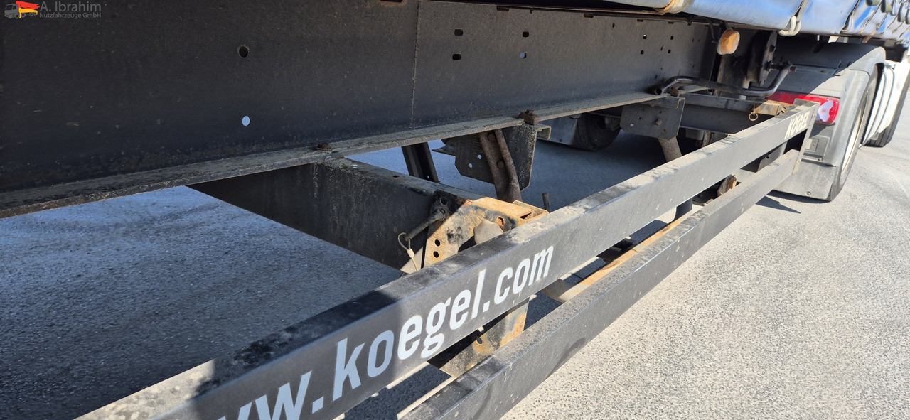 نصف مقطورة بستائر جانبية Kögel SN24 Standard, Edscha, Trommelbremse: صورة 6 نصف مقطورة بستائر جانبية Kögel SN24 Standard, Edscha, Trommelbremse: صورة 6