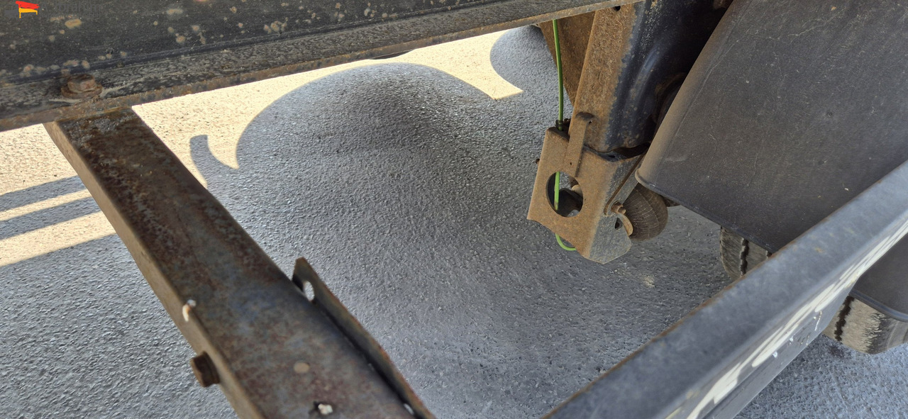 Kögel SN24 Standard, Edscha, Trommelbremse - نصف مقطورة بستائر جانبية: صورة 5 Kögel SN24 Standard, Edscha, Trommelbremse - نصف مقطورة بستائر جانبية: صورة 5