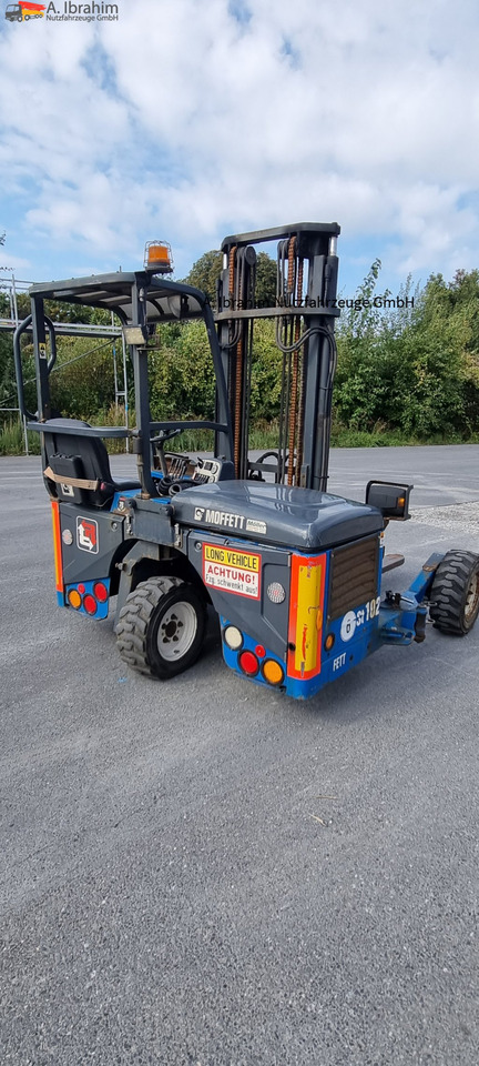 M4-25.3F Moffett Mitnahmestapler - رافعة شوكية مثبتة على شاحنة: صورة 5 M4-25.3F Moffett Mitnahmestapler - رافعة شوكية مثبتة على شاحنة: صورة 5