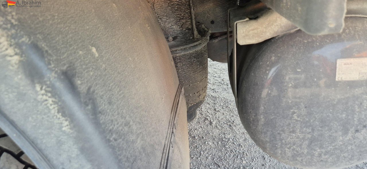 MAN TGL 8.160 4x2 Brotkoffer mit Kühlfach nicht fahrbereit ! nicht rollfähig - شاحنة توصيل مبردة: صورة 4 MAN TGL 8.160 4x2 Brotkoffer mit Kühlfach nicht fahrbereit ! nicht rollfähig - شاحنة توصيل مبردة: صورة 4