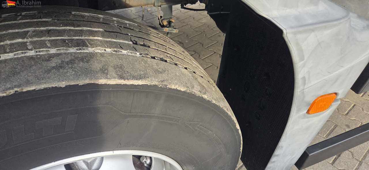 MAN TGM 18.290 Carrier Supra 950 U | LBW | 2 Kammer MT | Schneeketten - شاحنة ذات مبرد: صورة 5 MAN TGM 18.290 Carrier Supra 950 U | LBW | 2 Kammer MT | Schneeketten - شاحنة ذات مبرد: صورة 5