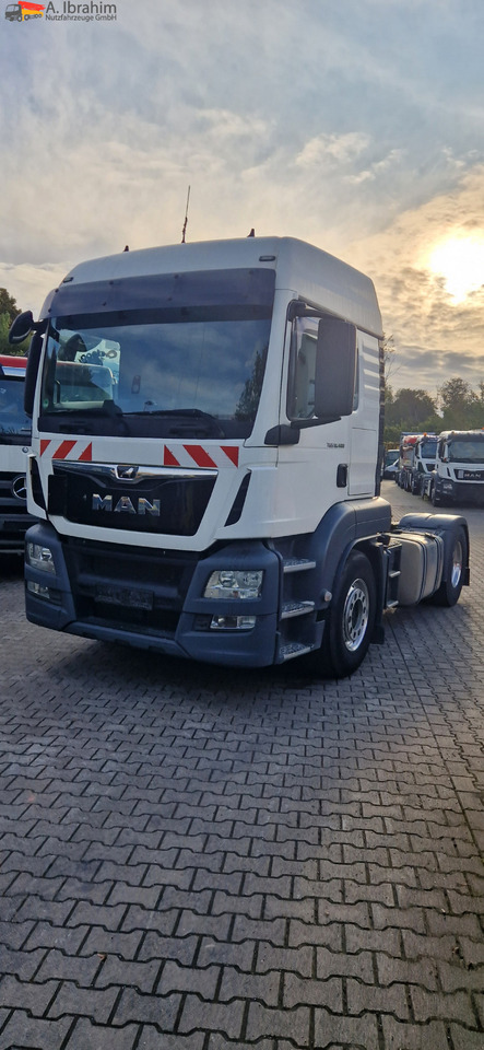 MAN TGS 18.400 PTO für Kompressor deutsches Fahrzeug - رأس تريلا: صورة 1 MAN TGS 18.400 PTO für Kompressor deutsches Fahrzeug - رأس تريلا: صورة 1