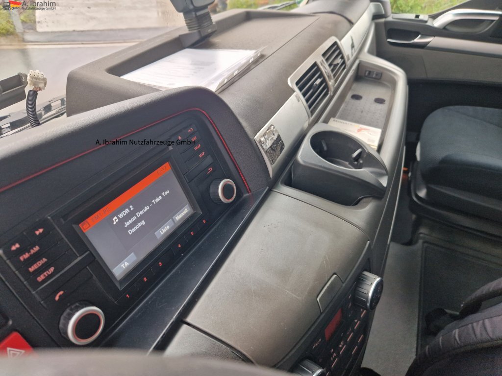 MAN TGX 26.440 BDF Chassis mit Brücke möglich - شاحنة ذات ستائر جانبية: صورة 4 MAN TGX 26.440 BDF Chassis mit Brücke möglich - شاحنة ذات ستائر جانبية: صورة 4