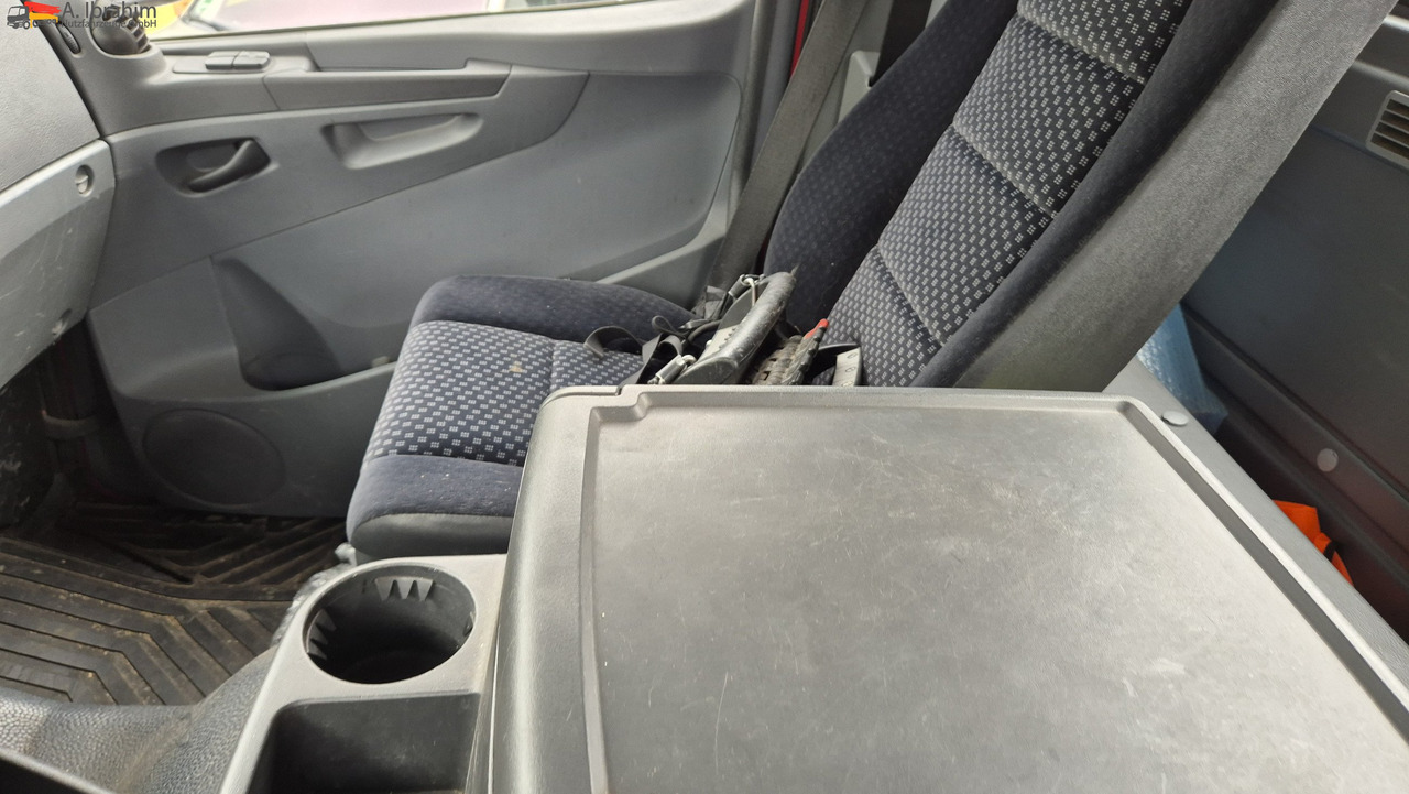 Mercedes-Benz 1829L mit Kran HIAB 111 Hiduo , Funk FB - شاحنات مسطحة, شاحنة كرين: صورة 4 Mercedes-Benz 1829L mit Kran HIAB 111 Hiduo , Funk FB - شاحنات مسطحة, شاحنة كرين: صورة 4