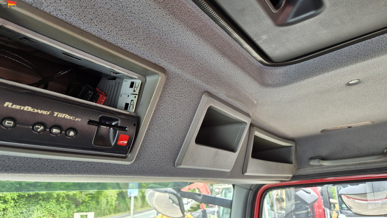 Mercedes-Benz 1829L mit Kran HIAB 111 Hiduo , Funk FB - شاحنات مسطحة, شاحنة كرين: صورة 2 Mercedes-Benz 1829L mit Kran HIAB 111 Hiduo , Funk FB - شاحنات مسطحة, شاحنة كرين: صورة 2