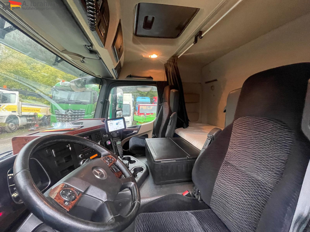 Mercedes-Benz 1836 Spoiler, Vollservice, Topzustand | Navigationsystem | Originalkilometer - رأس تريلا: صورة 5 Mercedes-Benz 1836 Spoiler, Vollservice, Topzustand | Navigationsystem | Originalkilometer - رأس تريلا: صورة 5