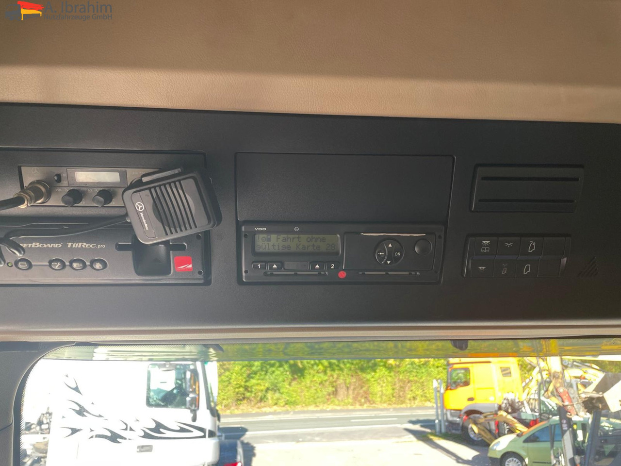 Mercedes-Benz 1842 LS Retarder Klima, Zustand gut, fehlerfrei deutsches Fahrzeug - رأس تريلا: صورة 3 Mercedes-Benz 1842 LS Retarder Klima, Zustand gut, fehlerfrei deutsches Fahrzeug - رأس تريلا: صورة 3