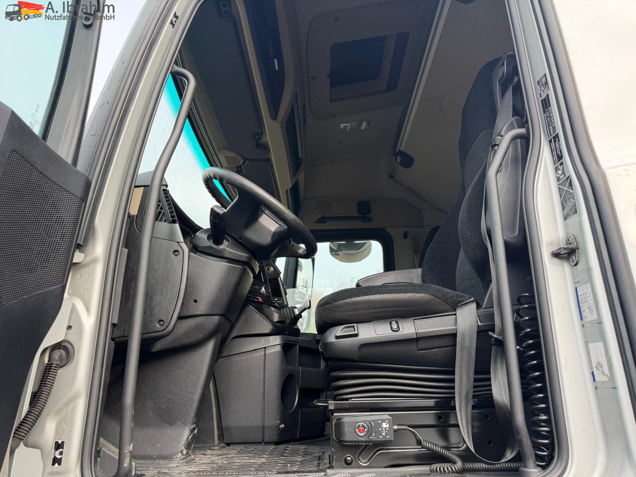 Mercedes-Benz 1842LS Retarder | 4x2 | Klima | MegaSpace - رأس تريلا: صورة 5 Mercedes-Benz 1842LS Retarder | 4x2 | Klima | MegaSpace - رأس تريلا: صورة 5